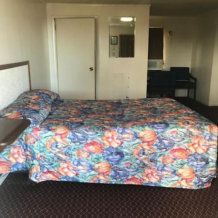 Coronado Motel Sandusky Buitenkant foto